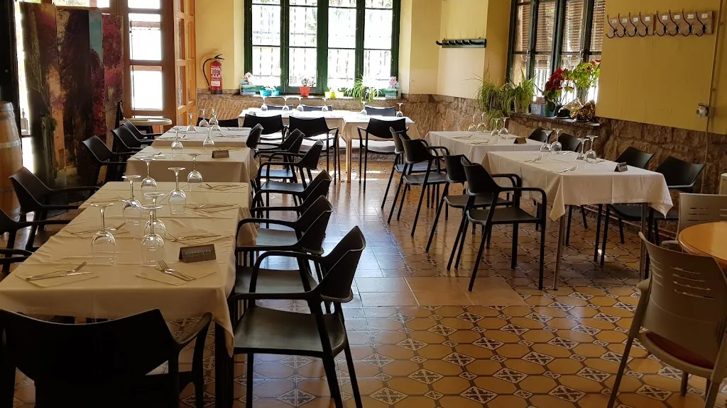 Bar Centre El Vilosell_Vilosell El_slider_image_1