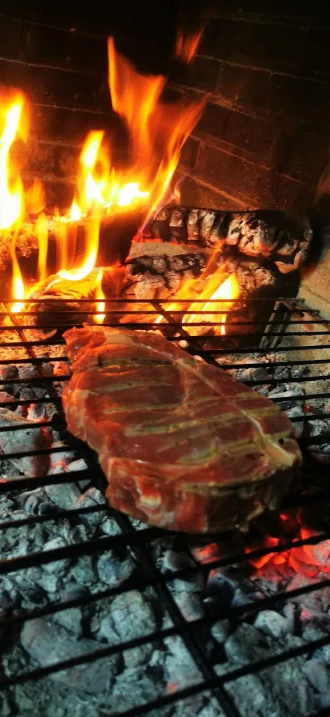 La lluna de Braian & Blue._Vilosell El_slider_image_3