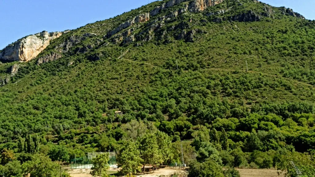 Esther Blazquez_El Sindicat Bar Restaurant Terrassa_Vilanova de Meià_review