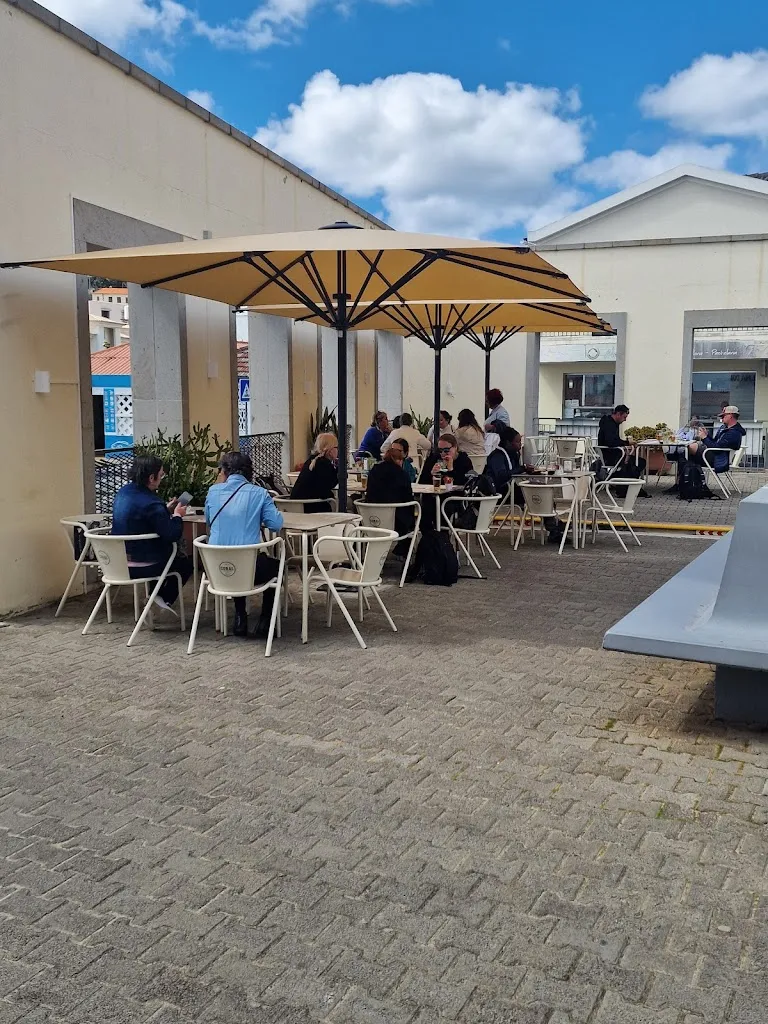 Tábua Rasa restaurant in Baleira