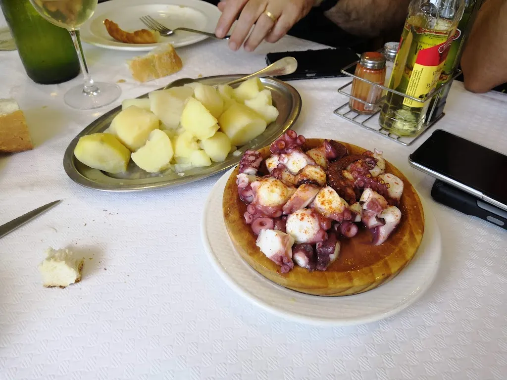 Menu_Hotel Restaurante Moneda_Baleira_image_9