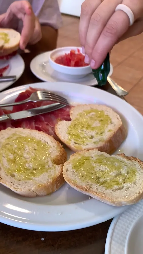 Hotel Restaurante Moneda_Baleira_slider_image_2