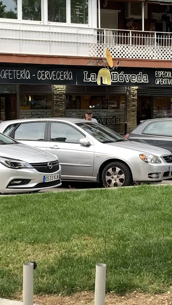 Alfonso Berrón Escudero_La Bóveda_Bóveda_review