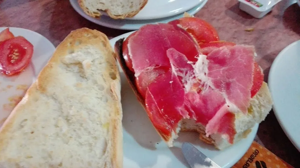 Menu_Hostal Rivera_Becerreá_image_1