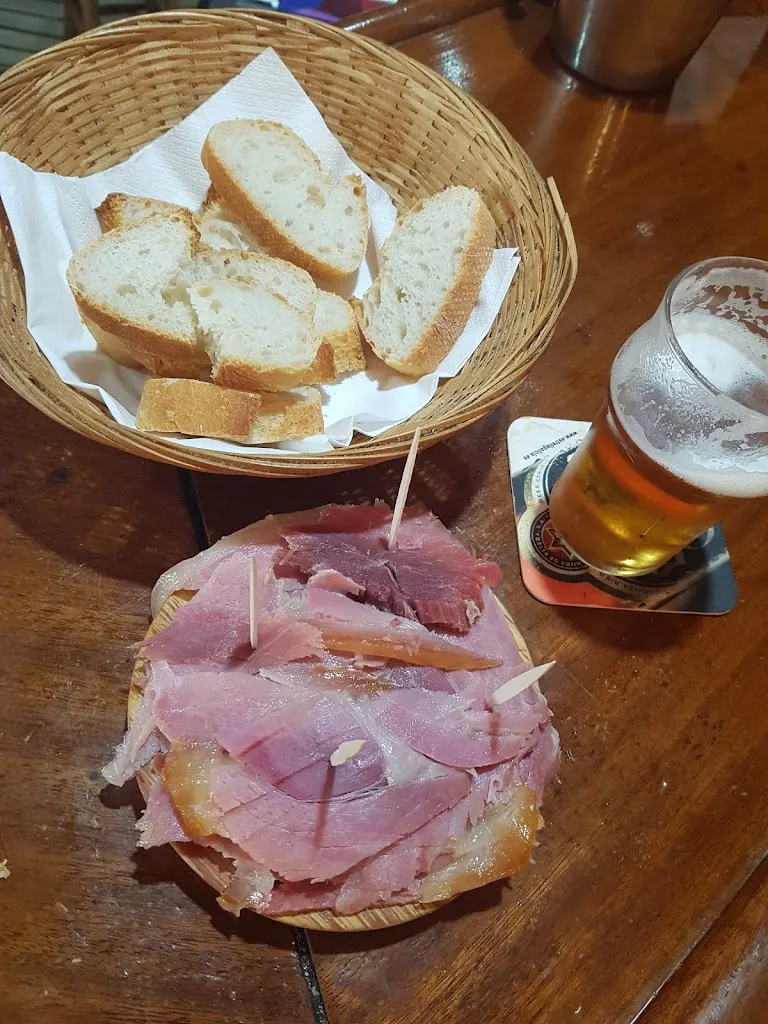 Menu_Bar-Café VILLAPÚN_Becerreá_image_1