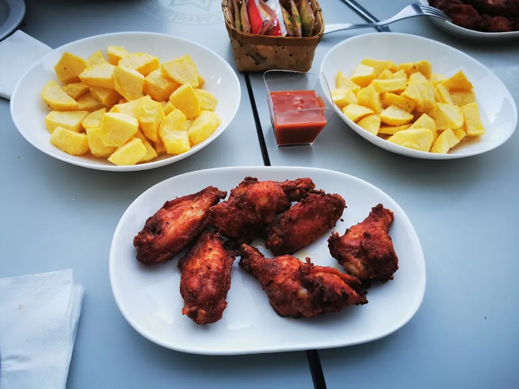 Bar XUGO_Carballedo_slider_image_2