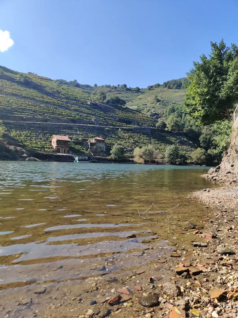 Liz Markham_Club Fluvial Belesar_Carballedo_review