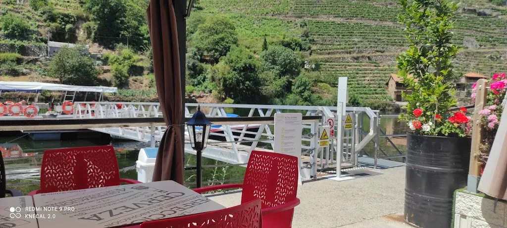 Club Fluvial Belesar restaurant in Carballedo