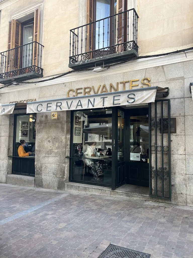 Cervantes Cervecería_Cervantes_slider_image_3