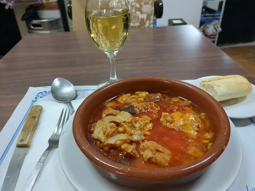 Lyn R_Cafetería Tapas_Cervantes_review
