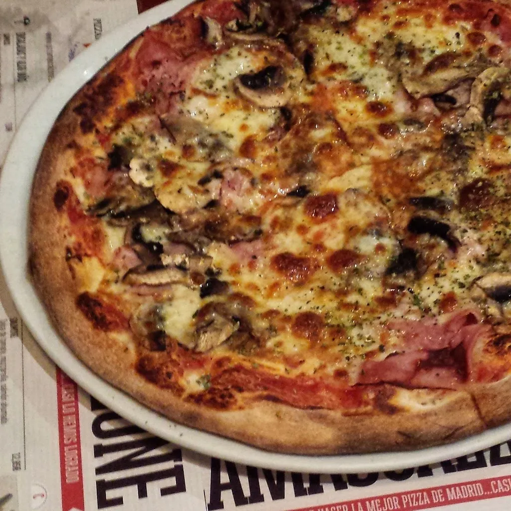 Menu_Pizzamascalzone_Cervantes_image_6