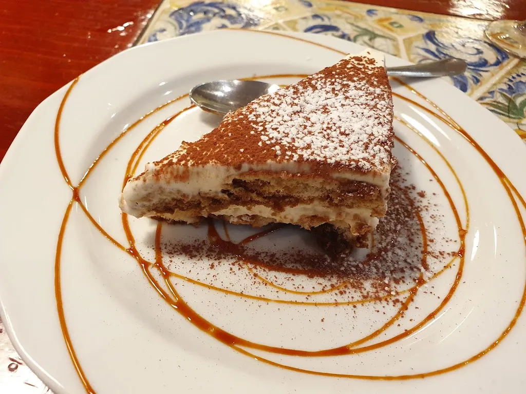 Menu_Pizzamascalzone_Cervantes_image_7