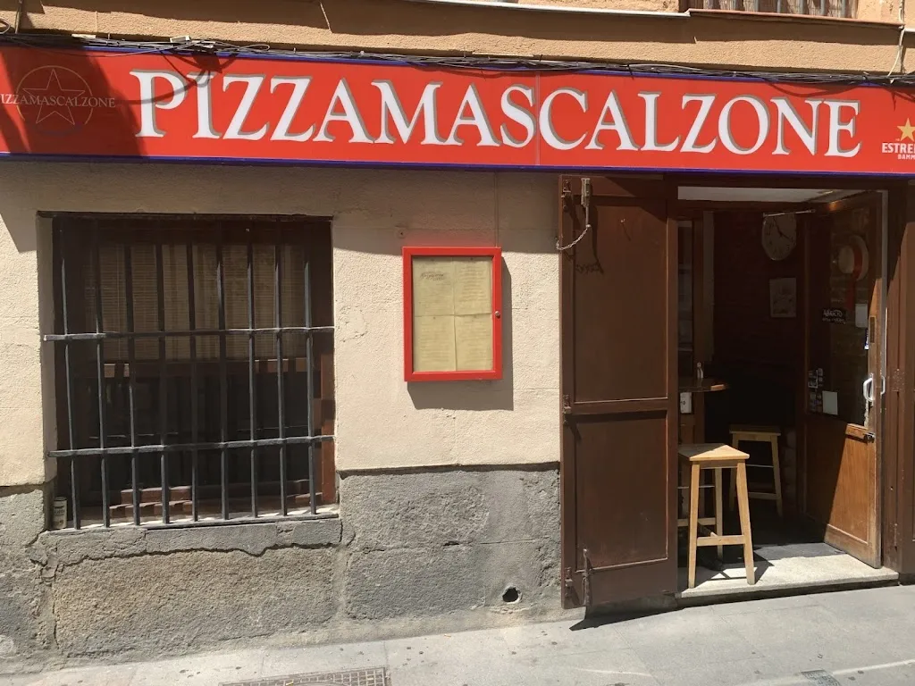 Bruce Taylor_Pizzamascalzone_Cervantes_review