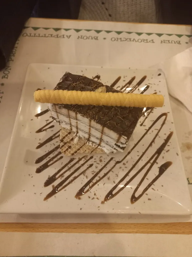 Ruben Añe_FAMILY & CAFÉ_Tàrrega_recensione