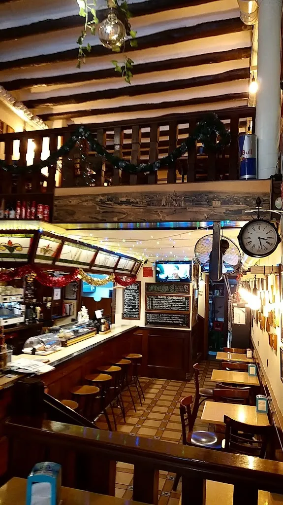 FAMILY & CAFÉ restaurant in Tàrrega