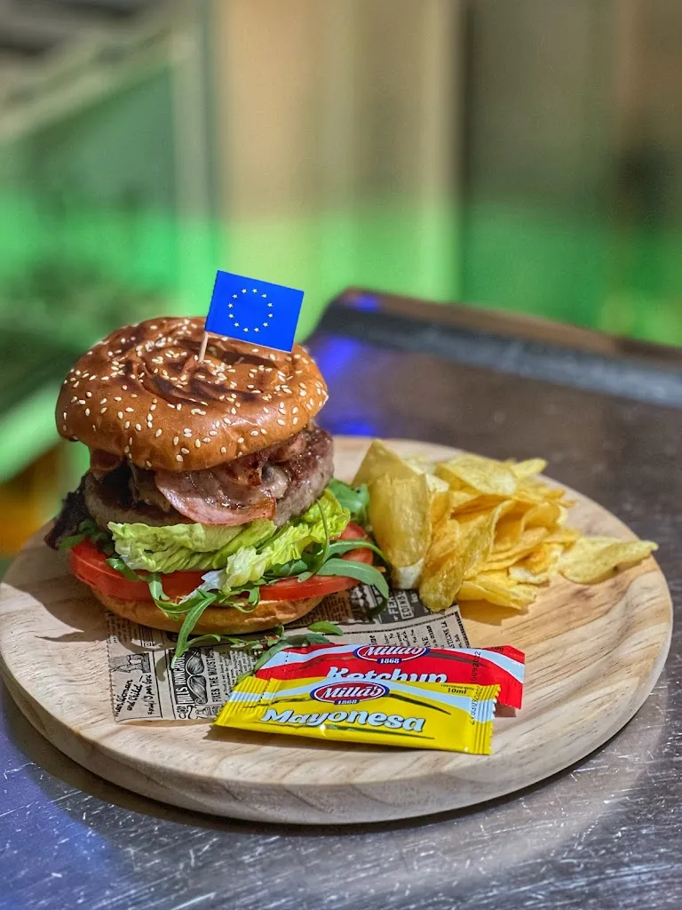 Menu_Cafeteria - Restaurant L'exquisit_Tàrrega_immagine_9