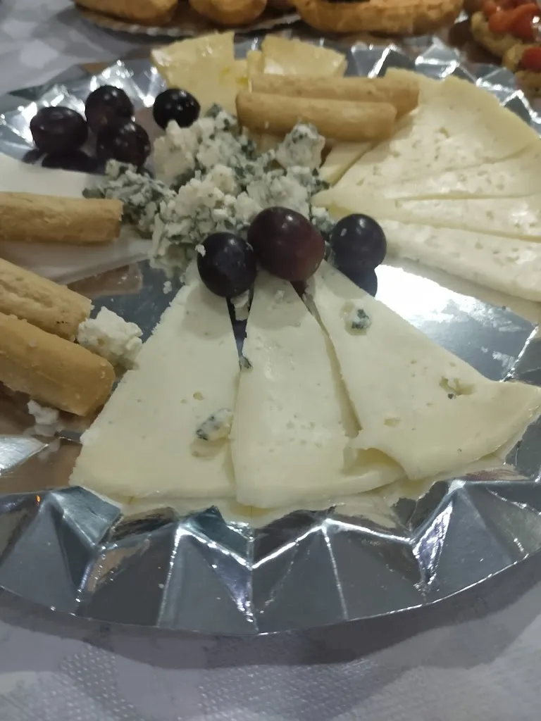 Fatima Zahra Bouzidi Belhaj_Bar Paco_Tàrrega_review