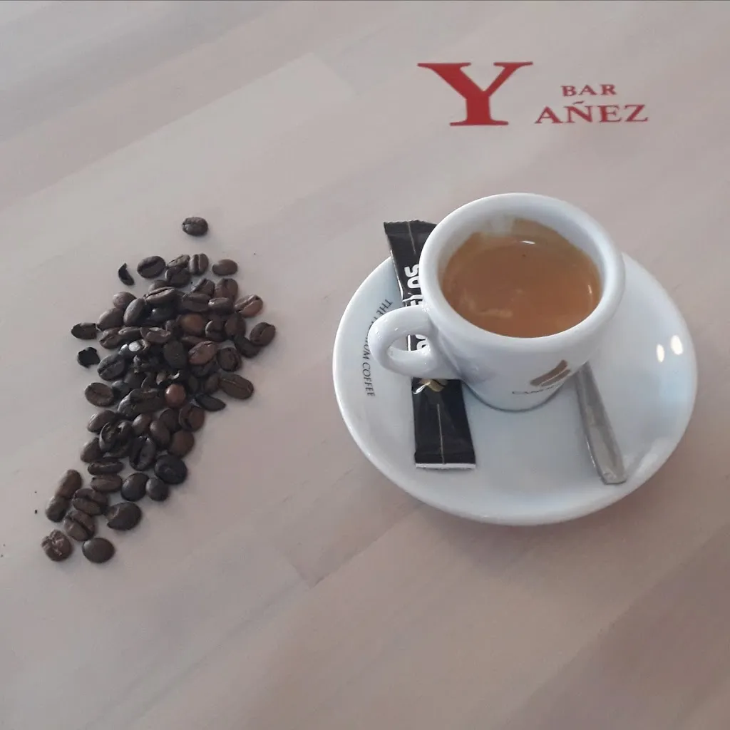 Menu_Bar Yañez_Cospeito_image_4