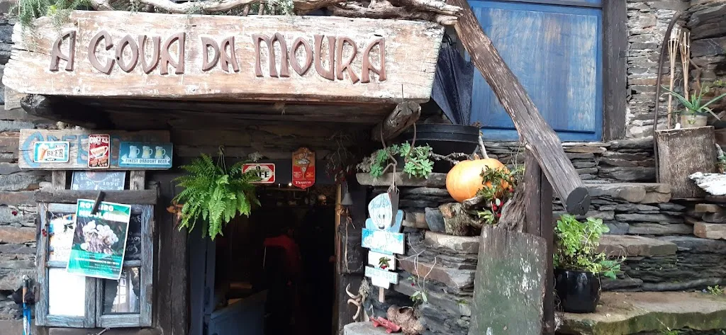 Casa do Comerciante restaurant in Folgoso do Courel