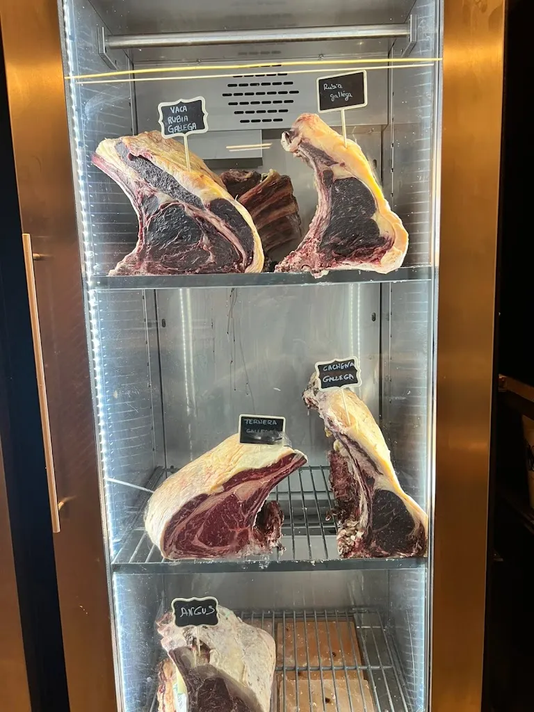 Restaurante - La Ubi - Boiro_Boiro_slider_image_3