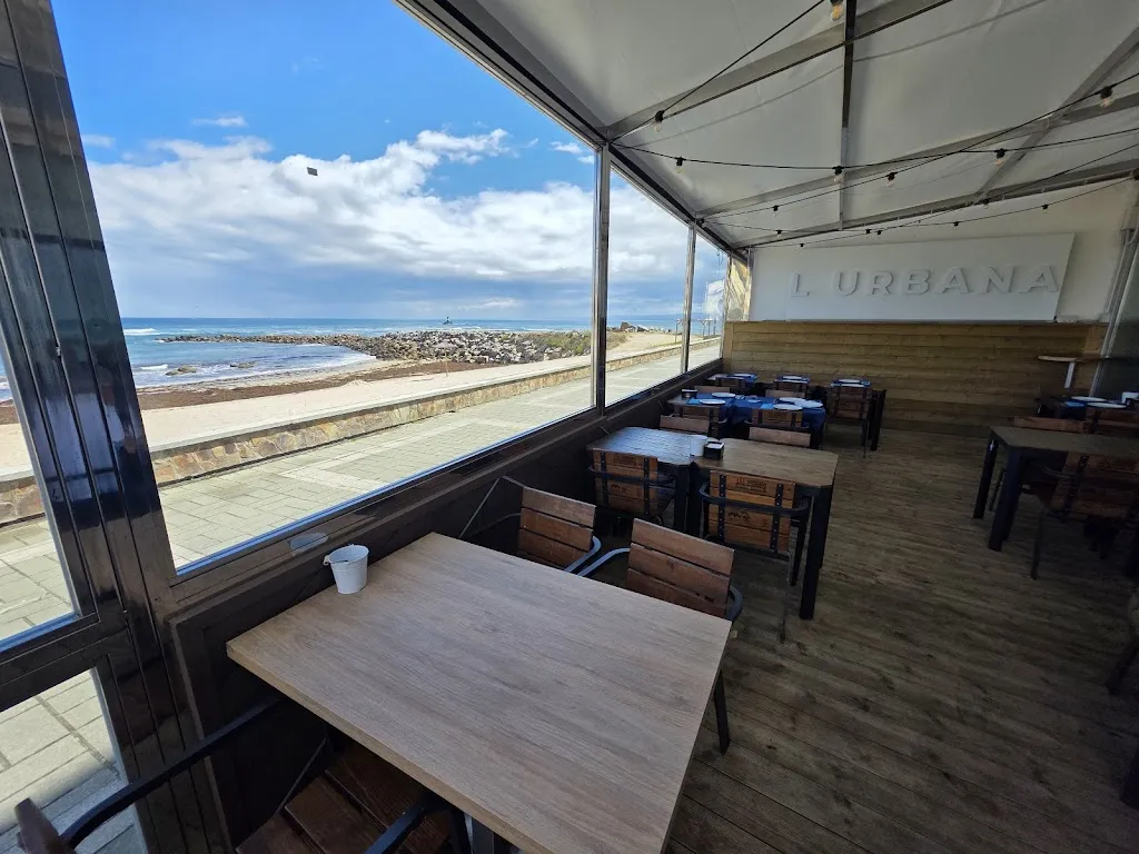 L´ URBANA - Cervecería, Bar & Restaurante_Burela_slider_image_3