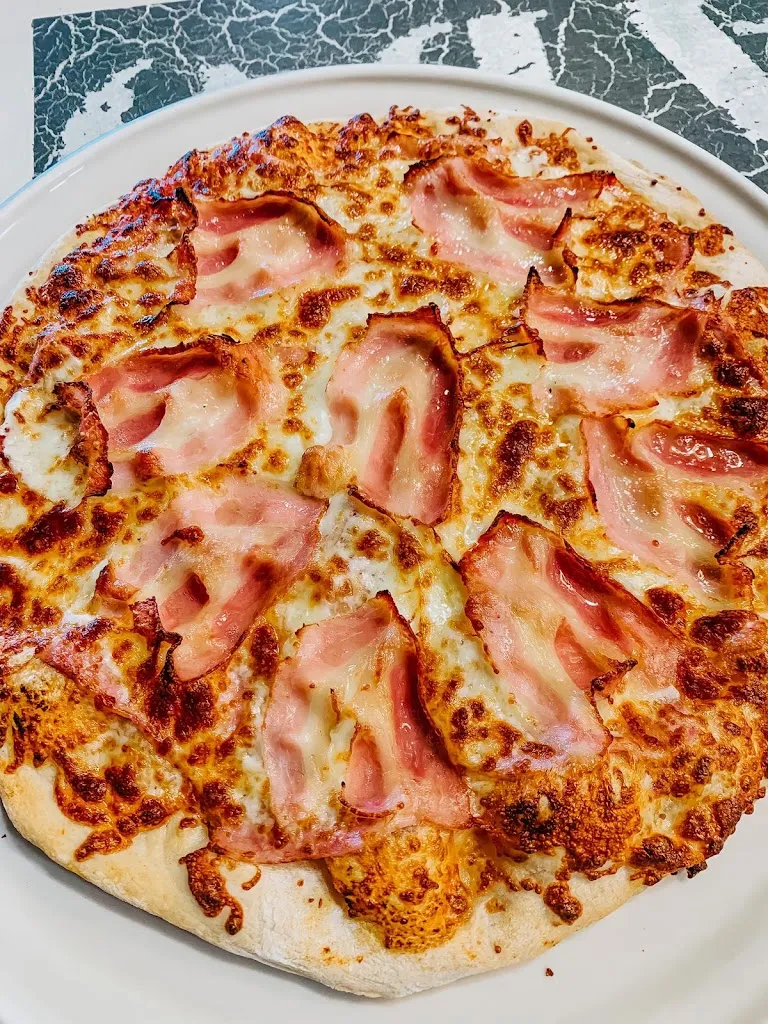 Restaurante Pizzbur_Burela_slider_image_2