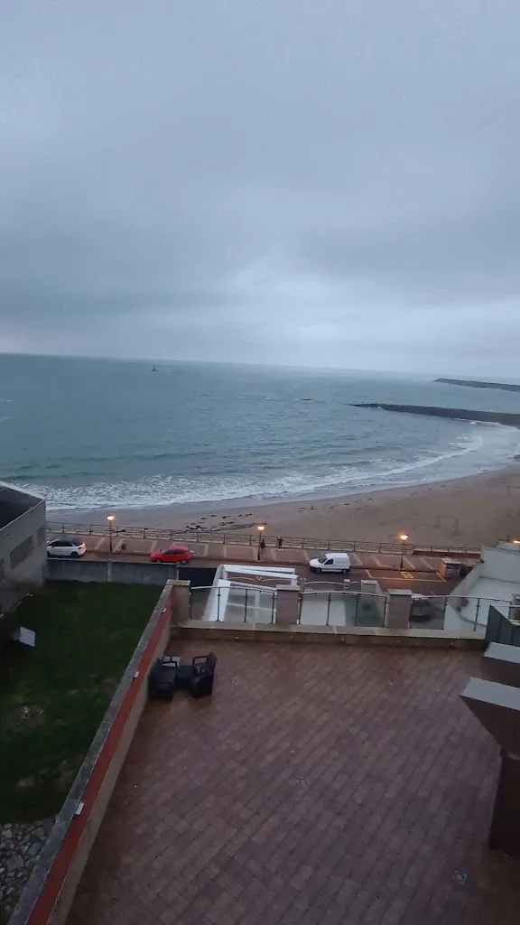 Chaitanya Vaidya_Hotel Nordés_Burela_review