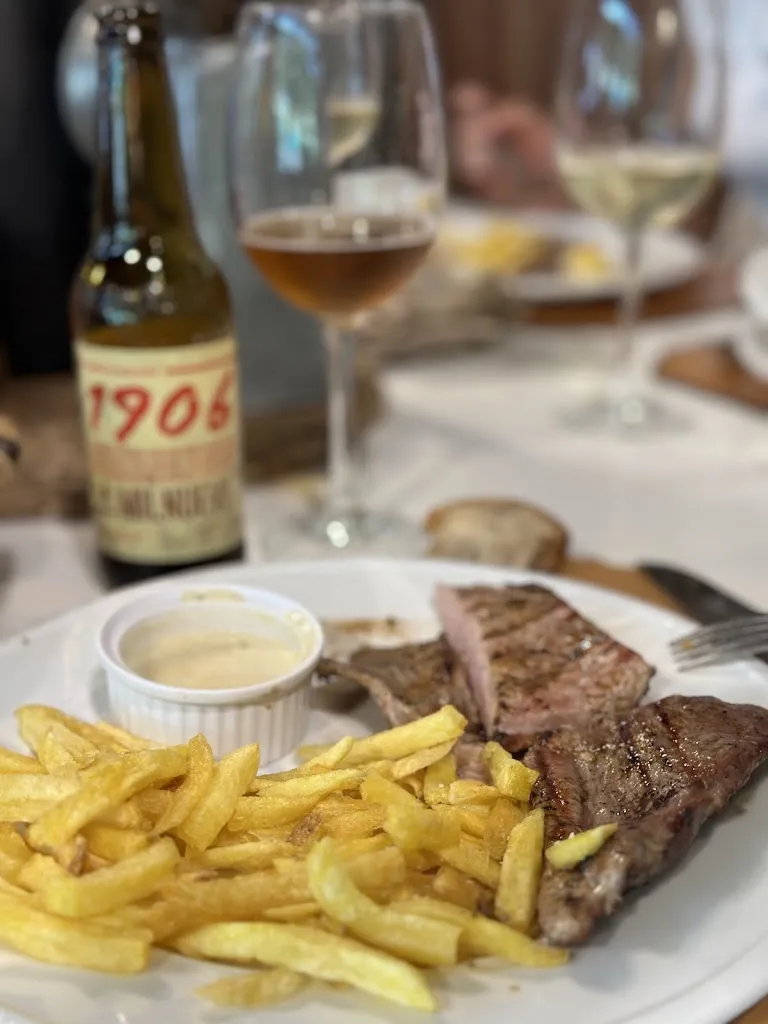 Keila Pallarés Pousada_OS PENDELLOS_Chantada_review