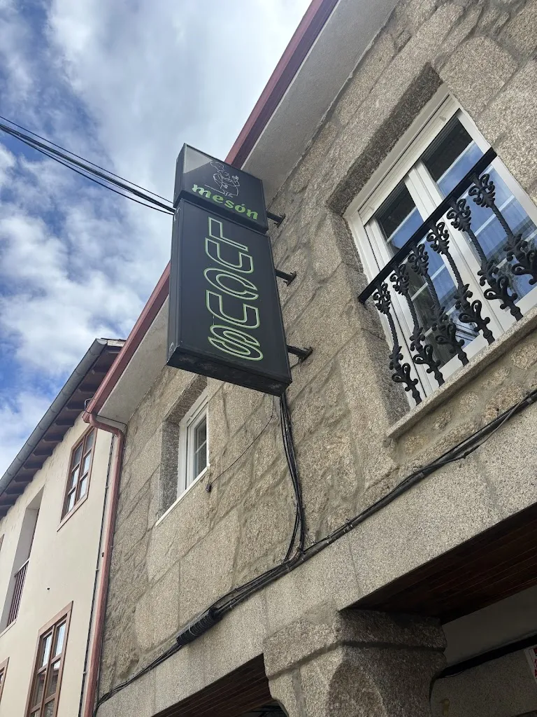 IF THE POET_Mesón Lucus_Chantada_review