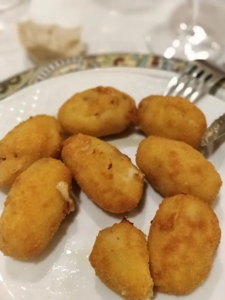 Isabel Barrio Ares_Centro_Chantada_review