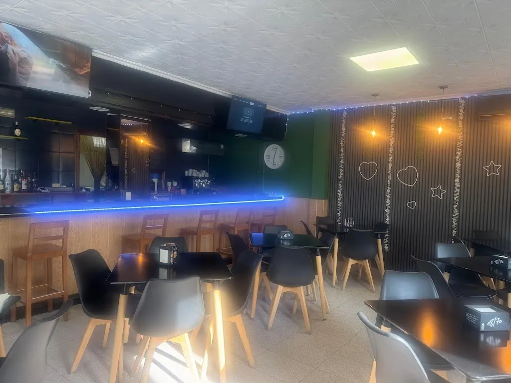 GUAROS'BAR_Chantada_slider_image_2