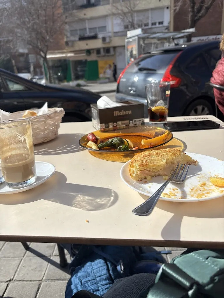 Nathalie Paxton_Cafeteria Ibiza_Chantada_review