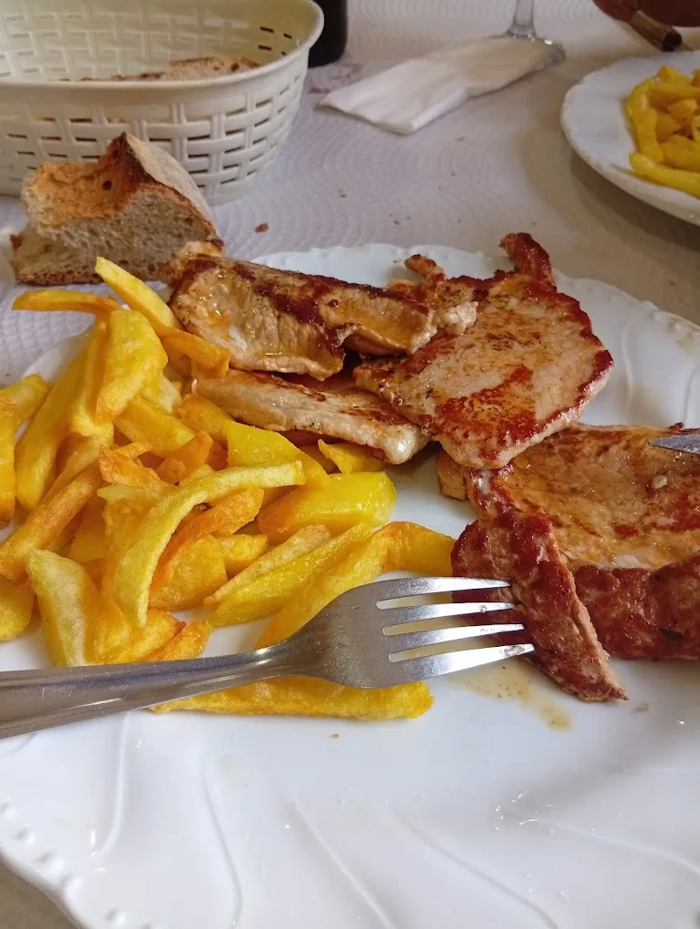 Isolina Lopez_Mesón O Pacio_Láncara_recensione