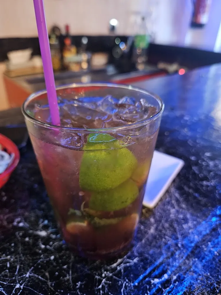 Claudia Hernandez_ALA MADRE_Meira_review