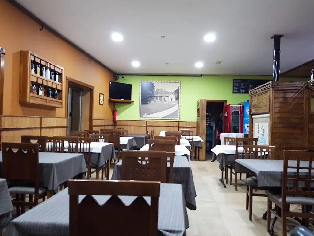 Restaurante O Korreo restaurant in Guitiriz