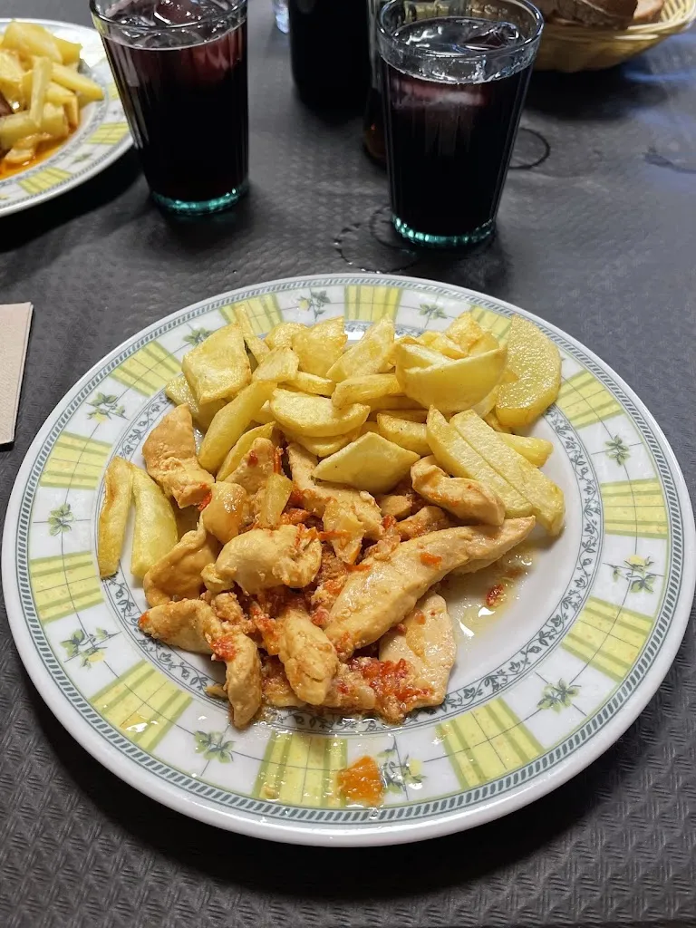 ES. Elian Nuñez_O Galo Checo_Guitiriz_review