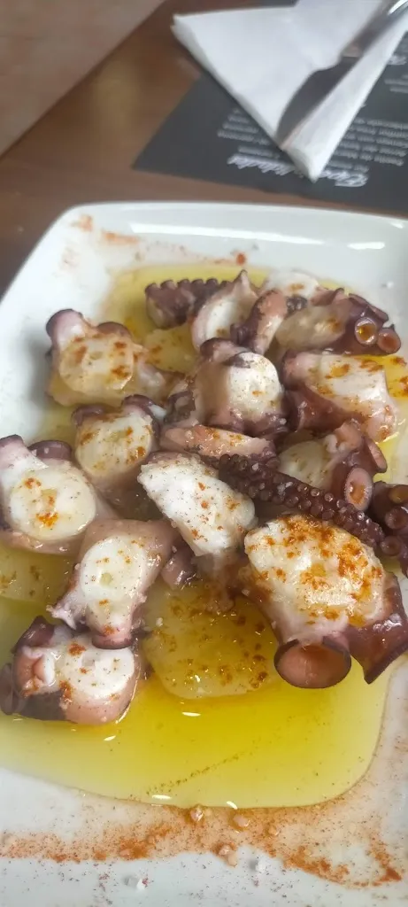 Silvia_Parrillada a capela_Guitiriz_review