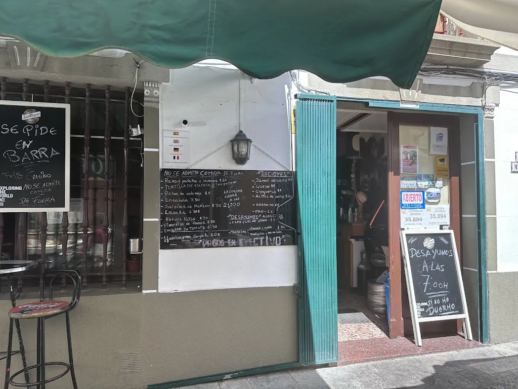 Florian Bühler_Casa Montse_Lourenzá_review