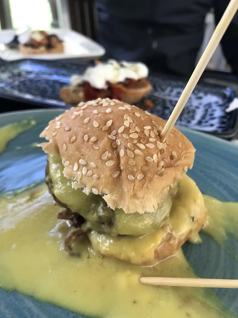 Cassie Osgood_Restaurante El Castillo_Lugo_review