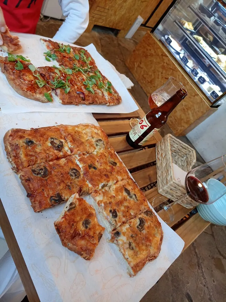 Belinda Vincent_Faragullas_Mondoñedo_review