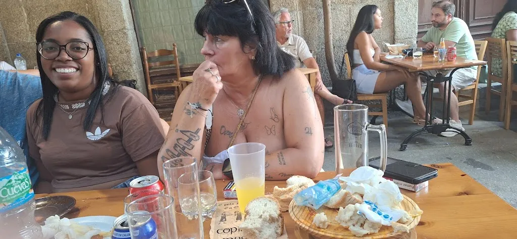 Monica Liliana Papa_Bar O Porriño_Mondoñedo_review