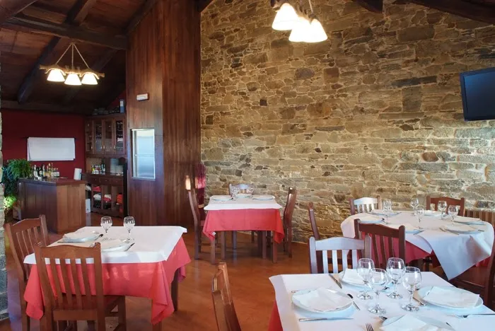 Mesón Catro Ventos_Negueira de Muñiz_slider_image_1