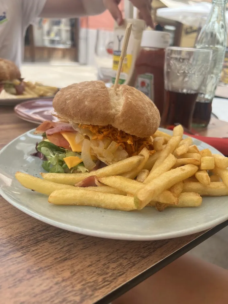 kimberly vanheukelom_Restaurante La Placeta Xabia_Jávea/Xàbia_review