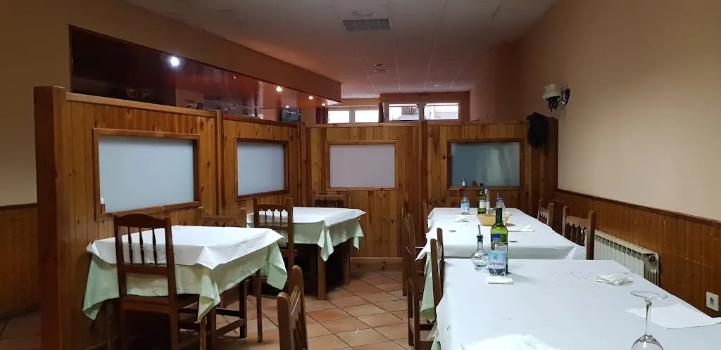 Mesón Aarau restaurant in Navia de Suarna