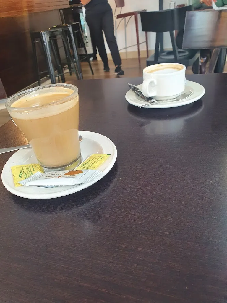 Ángeles López_Café O Pozo_Outeiro de Rei_review