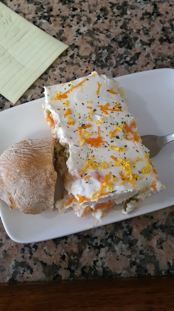 Gelin Fernández_Bar Carabelos_Pantón_review