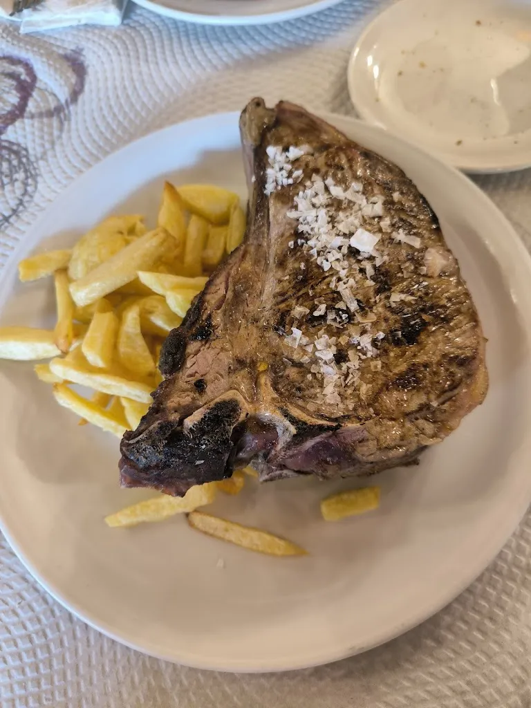 Laura Perera_Bodegón Ribeira Sacra_Monforte de Lemos_review