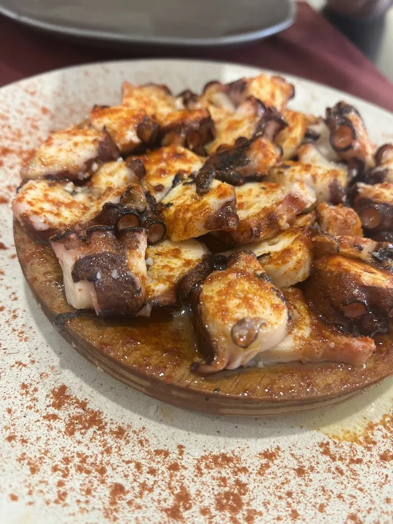 Andrea Redondo_O LEGADO PULPERIA_Monforte de Lemos_recensione