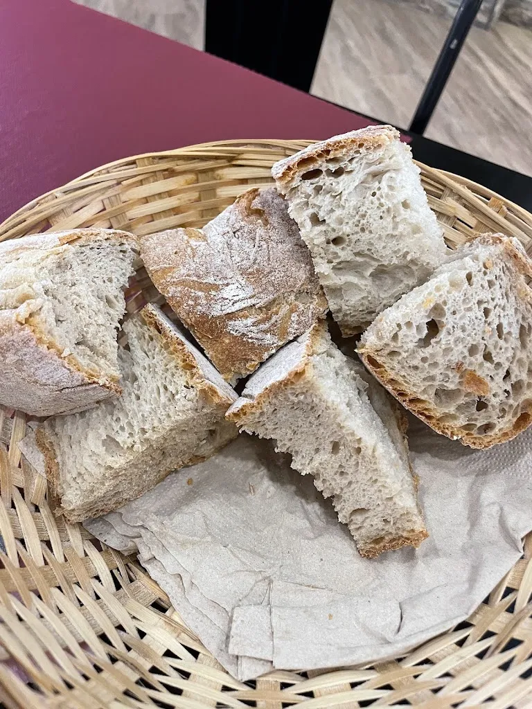 Adrian Lopez_O LEGADO PULPERIA_Monforte de Lemos_recensione