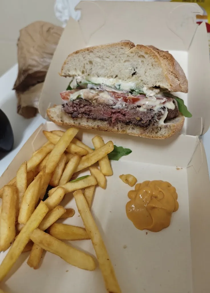 Menu_Burguer Majmel_Monforte de Lemos_immagine_6